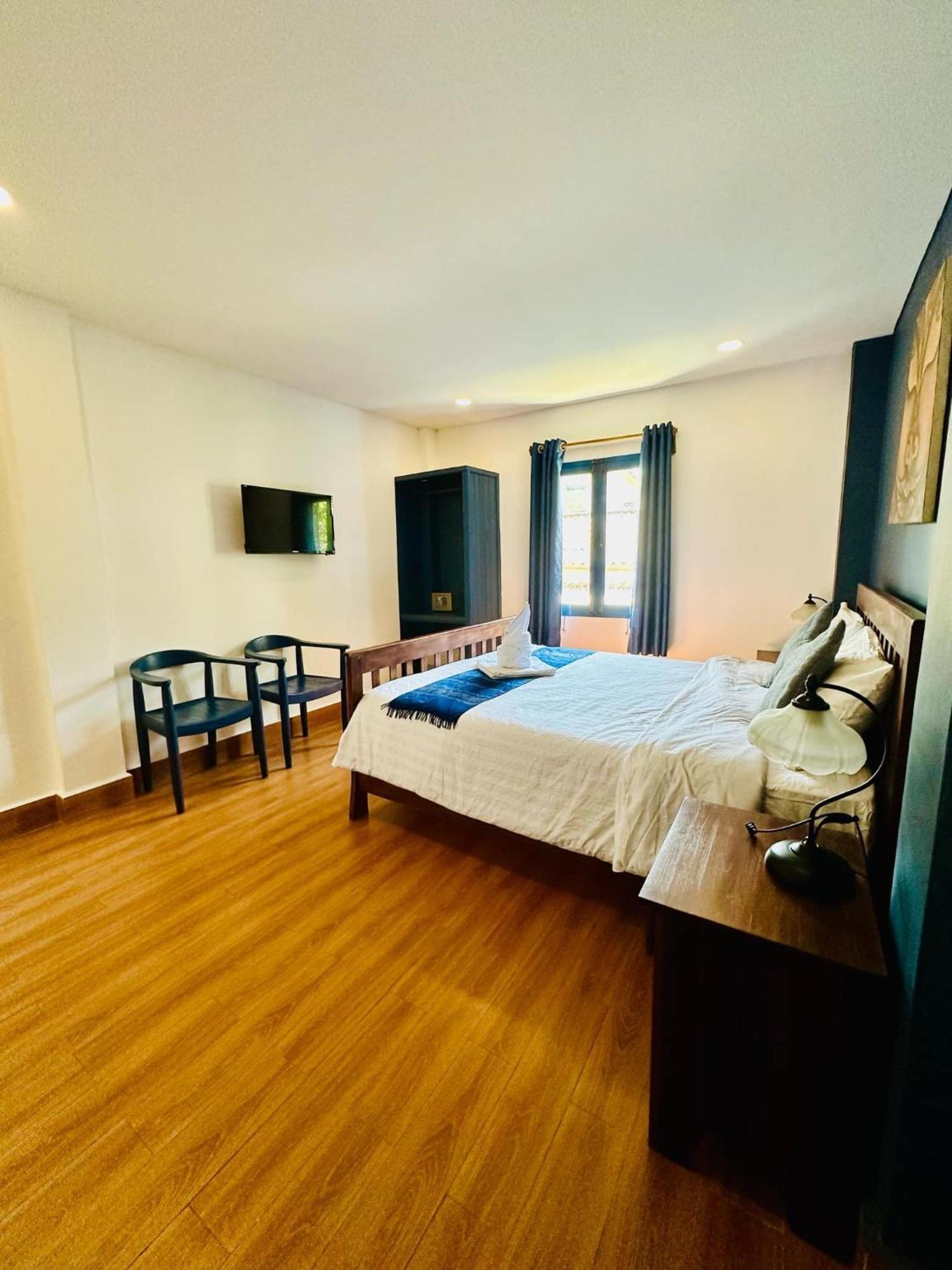 Zen Namkhan Riverside Luang Prabang Exterior photo