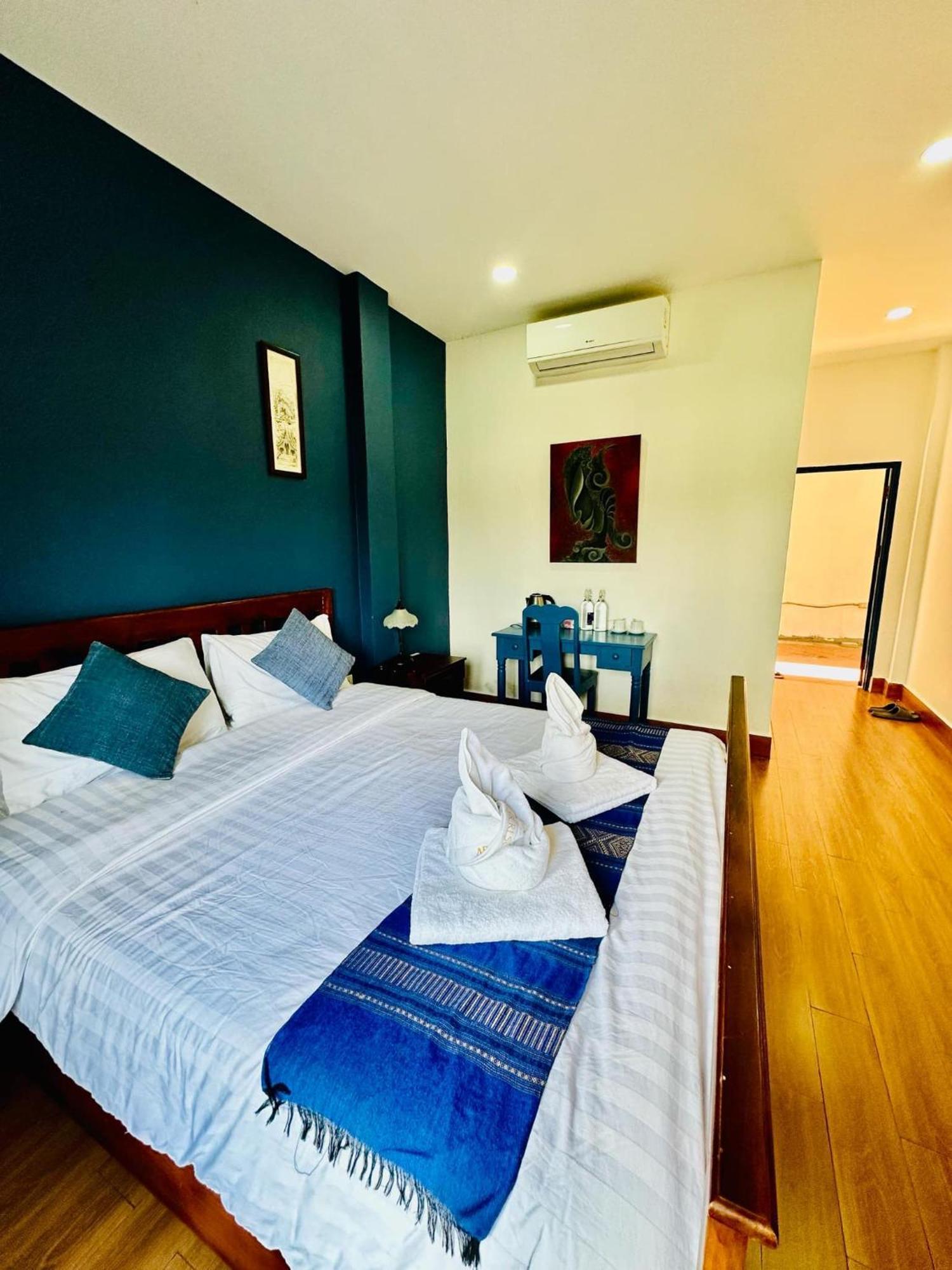 Zen Namkhan Riverside Luang Prabang Exterior photo