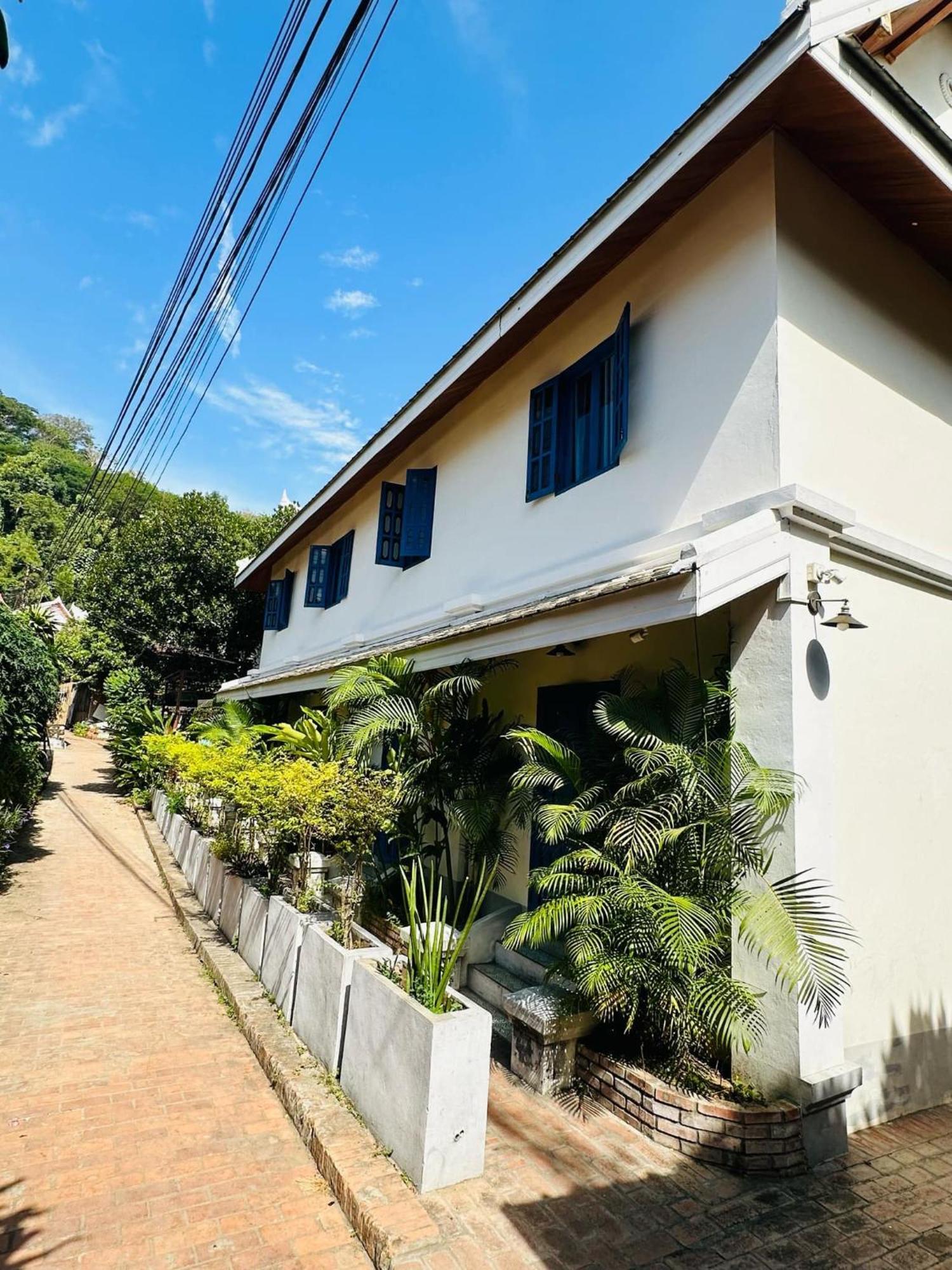 Zen Namkhan Riverside Luang Prabang Exterior photo